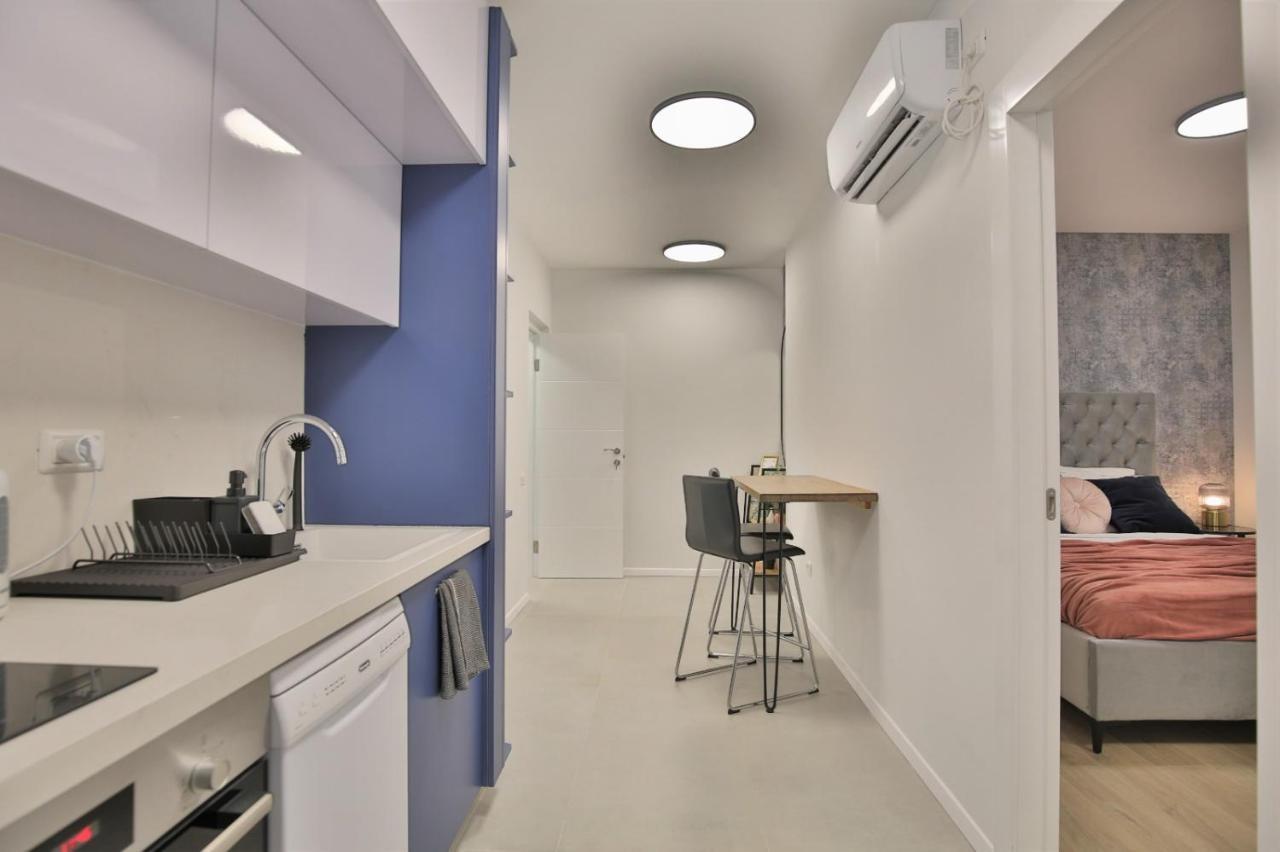 Cozy And Stylish 1-Bedroom Apartment 네타니아 외부 사진