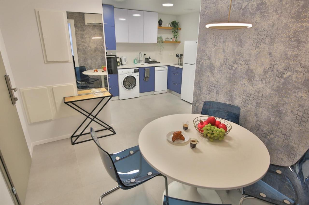 Cozy And Stylish 1-Bedroom Apartment 네타니아 외부 사진