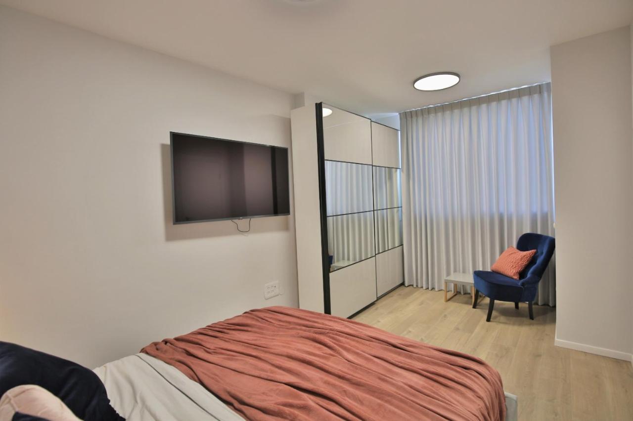 Cozy And Stylish 1-Bedroom Apartment 네타니아 외부 사진