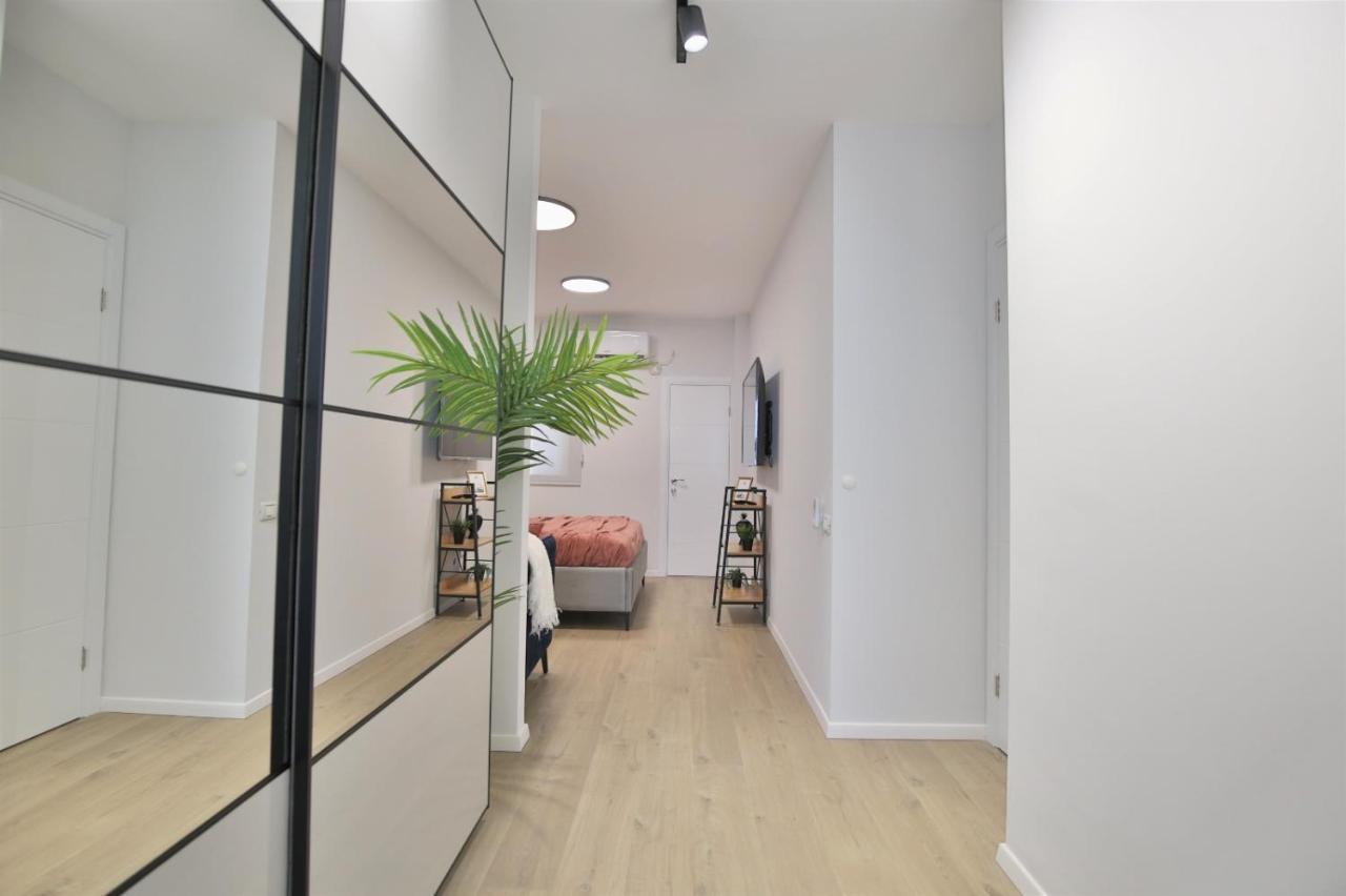 Cozy And Stylish 1-Bedroom Apartment 네타니아 외부 사진